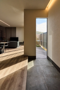 奥行のある玄関