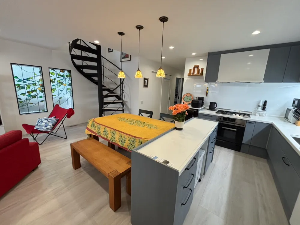 色とデザインを楽しむ、海外ライクなLDK。