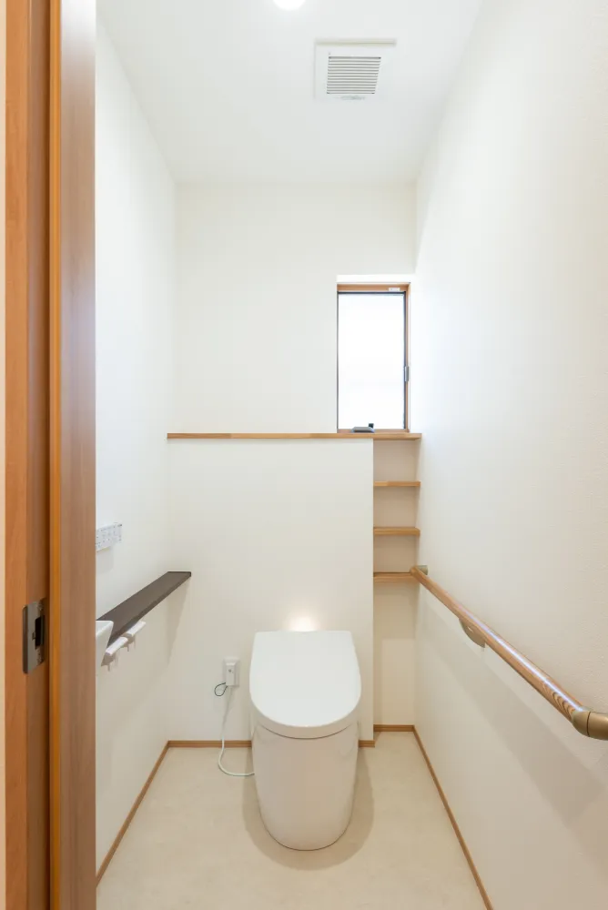 光と緑を愉しむ、和を取り入れた平屋の住まい