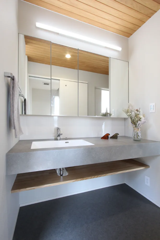 ペットと子育て世代が選んだ 自然素材の高性能住宅【石川県金沢市　注文住宅】