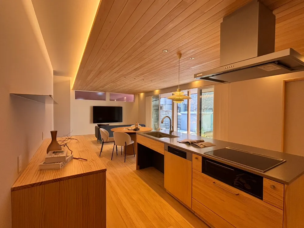 光と風と、好きなもの。すべてがひとつに繋がる平屋－