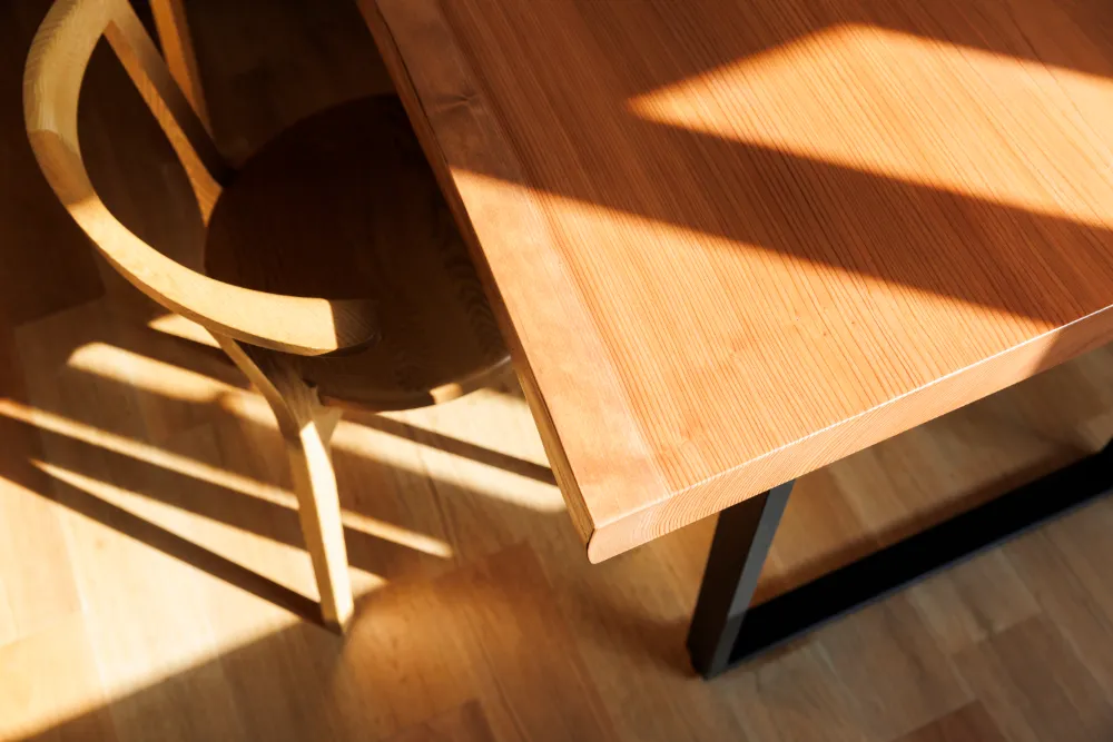 木の香りと薪ストーブに包まれる理想の平屋