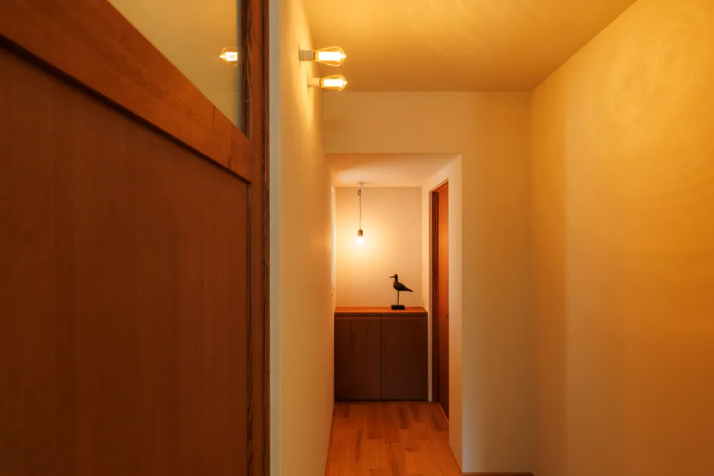 木の香りと薪ストーブに包まれる理想の平屋