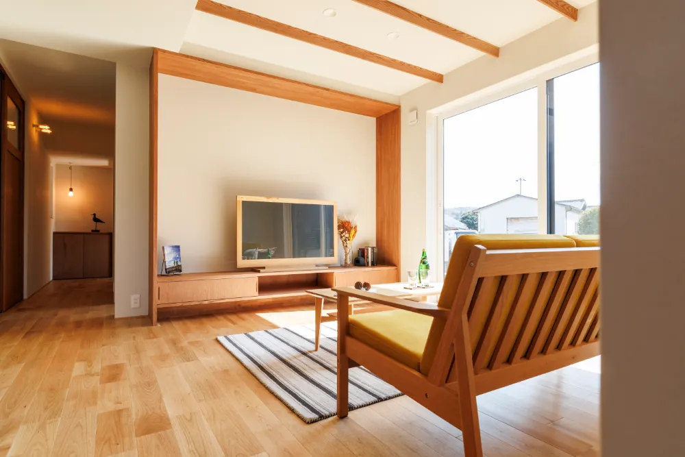 木の香りと薪ストーブに包まれる理想の平屋