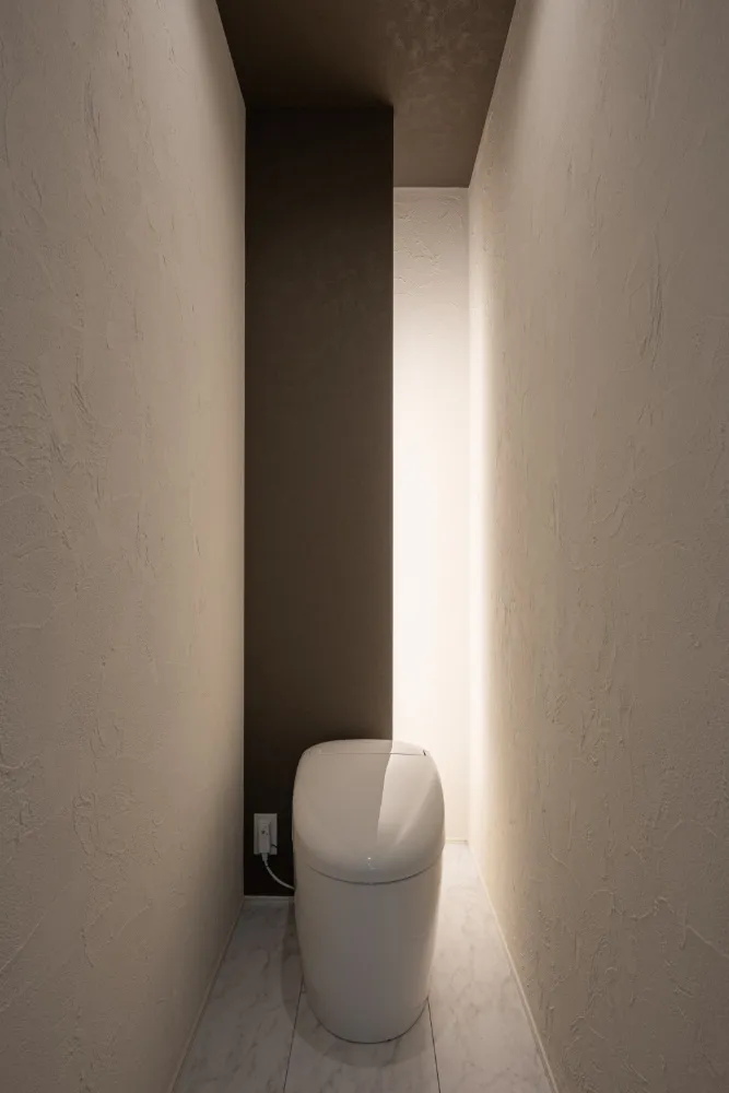 吹き抜けで開放感あふれるお家