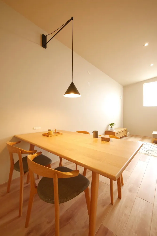 こだわりが灯る平屋感覚の家