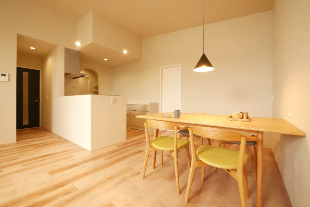 こだわりが灯る平屋感覚の家