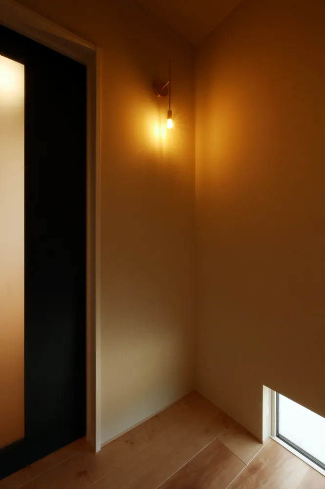 こだわりが灯る平屋感覚の家