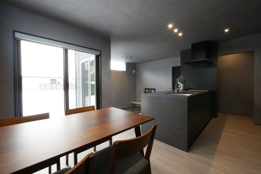 家族それぞれの時間を満喫する家