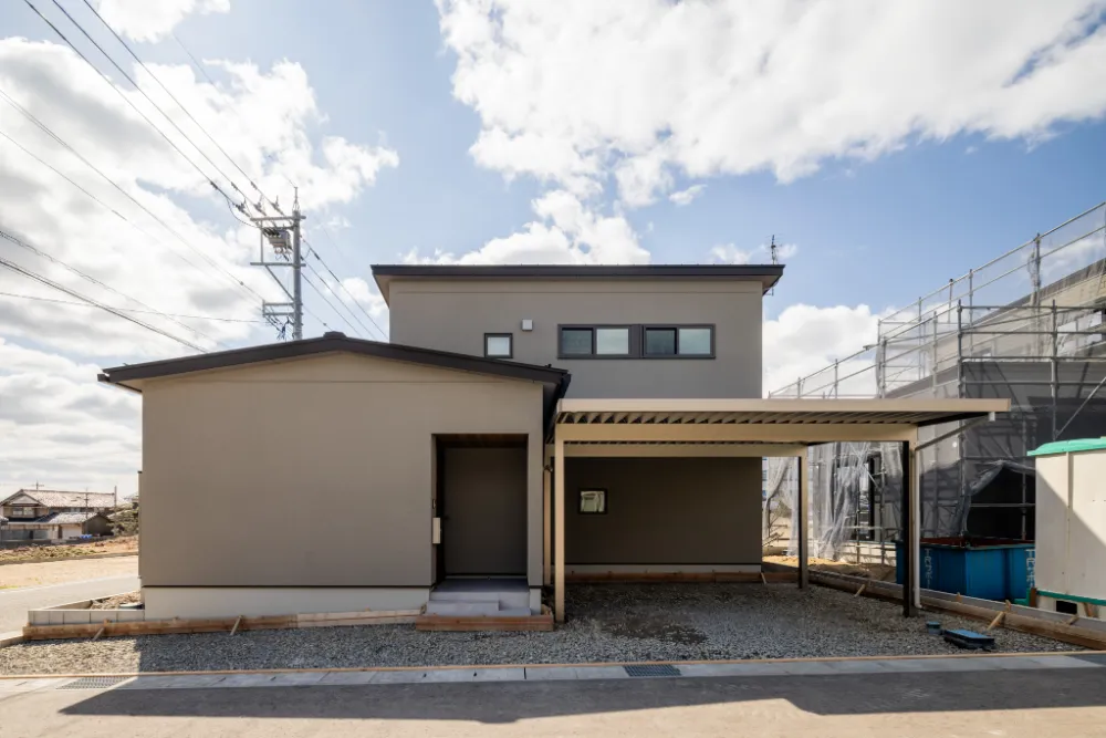 やすらぎの住まい ／ イシダ住建