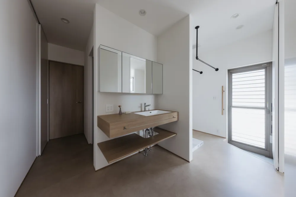 三世帯で暮らす平屋の住まい ／ イシダ住建