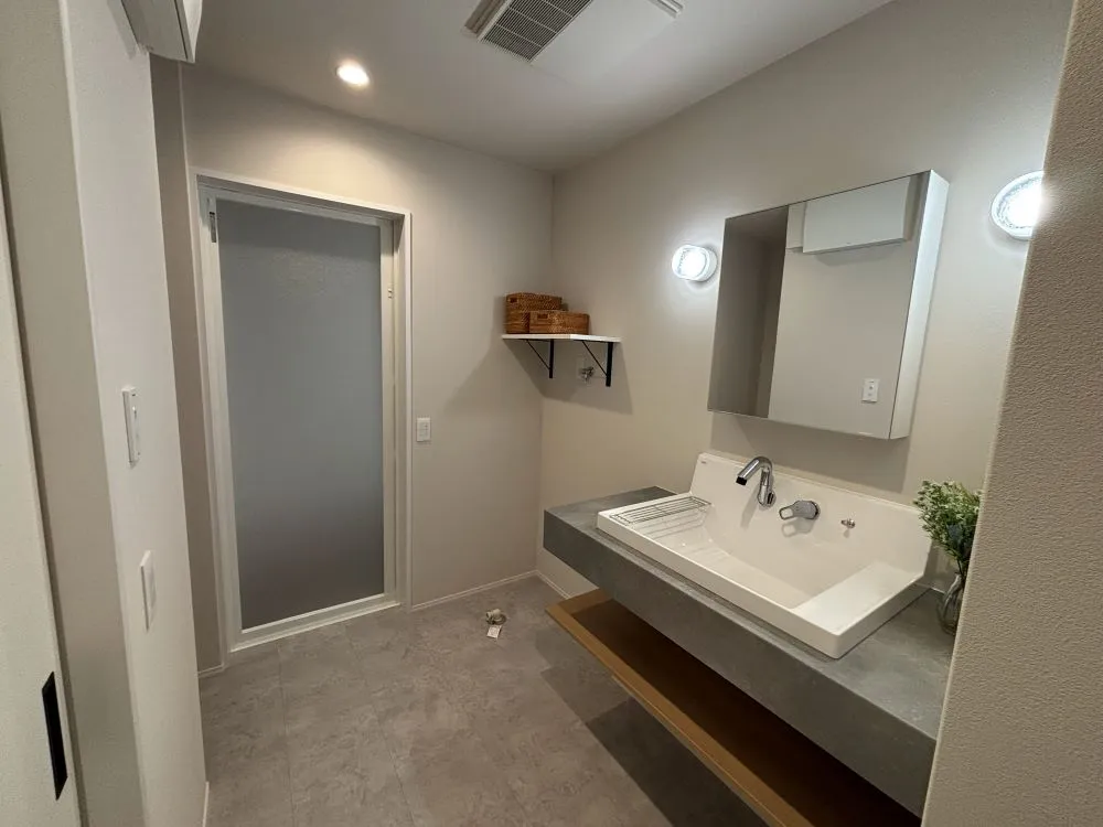 サニタリー・ユーティリティ