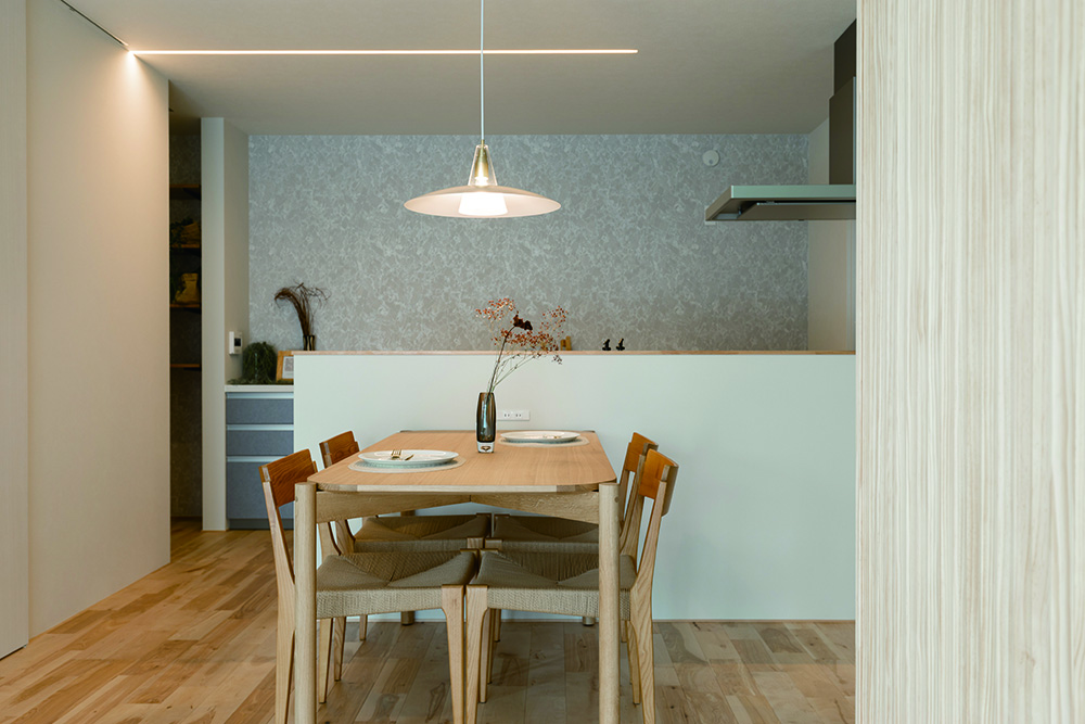 ダイニング～家事動線