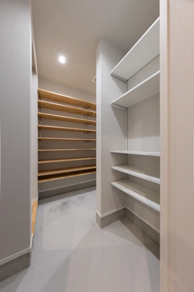 大容量シューズクローク