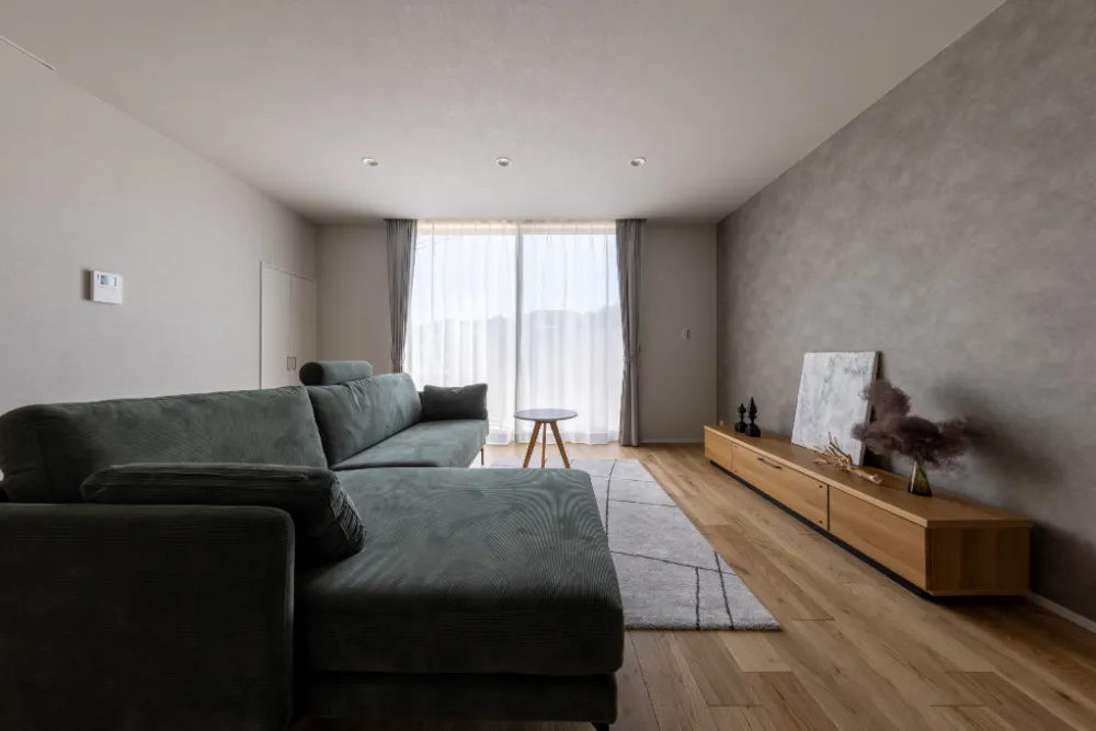 1階でととのう　インナーガレージの家