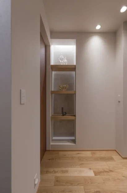 玄関（飾り棚）