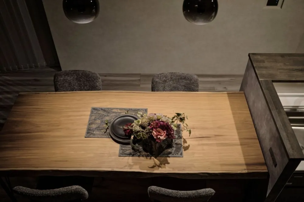 一枚板テーブル