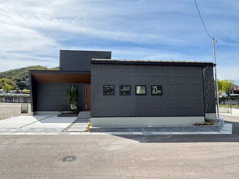 land image 2