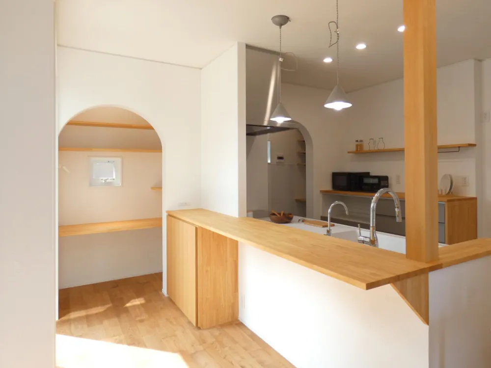 毎日が特別になる。高天井とオリジナル家具で叶える理想の家