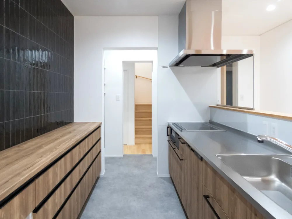 夫婦それぞれの専用書斎で、趣味も暮らしも満喫できるお家