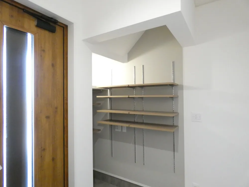 毎日が特別になる。高天井とオリジナル家具で叶える理想の家