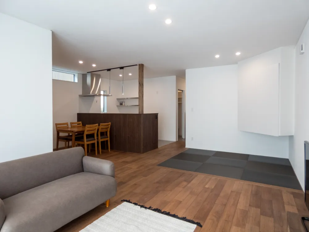 シンプルで特別。心地よいシックモダンのお家