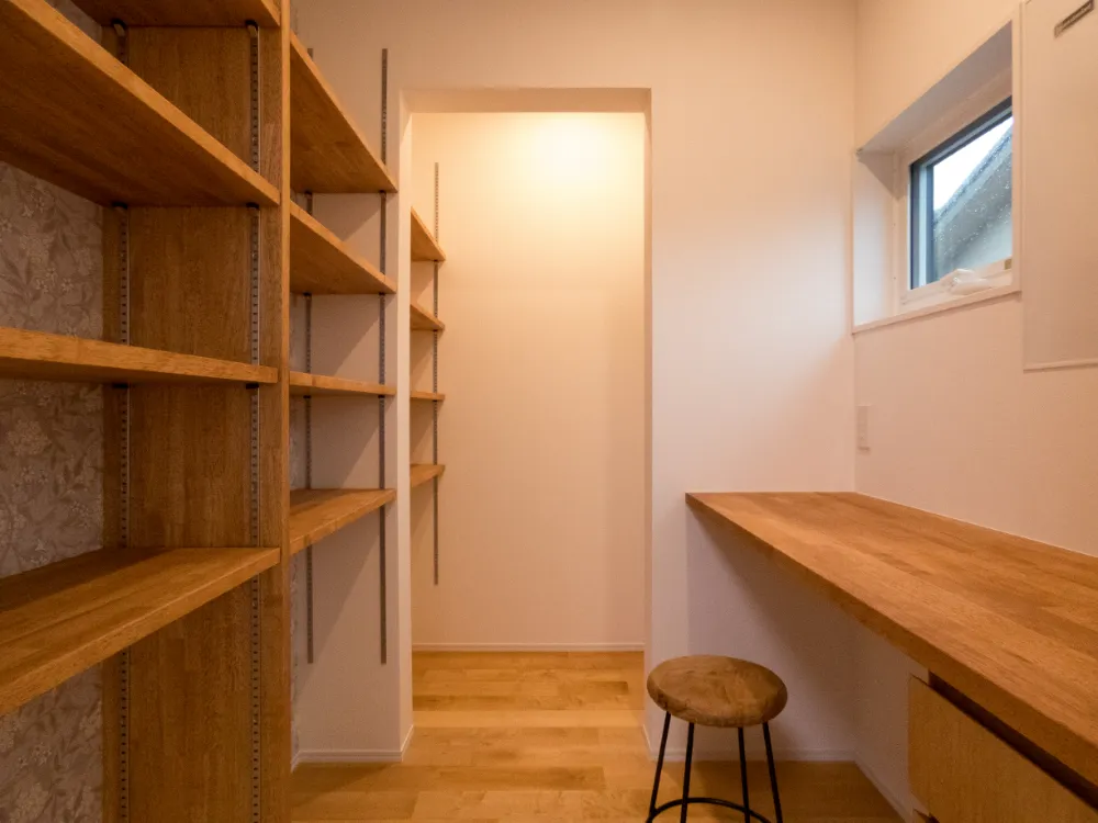 造作家具と声楽用の防音で、”好き”を叶えたお家