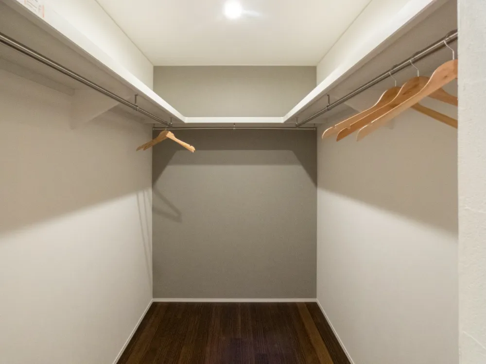 シンプルで特別。心地よいシックモダンのお家