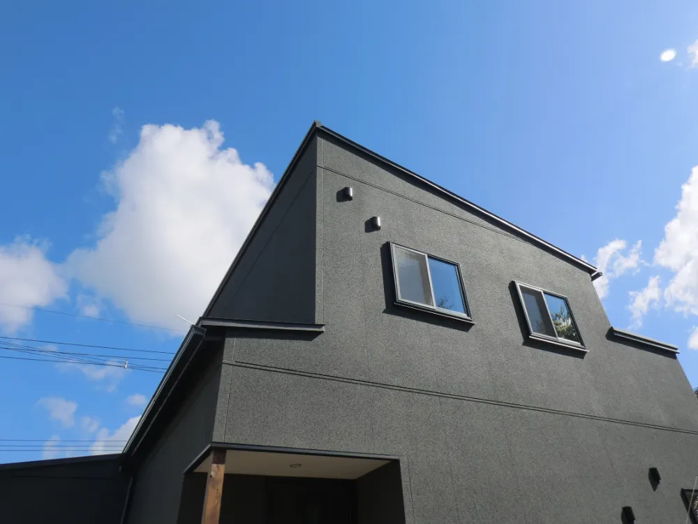 自分らしく過ごす、自然と調和したやすらぎの家